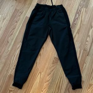 Unisex Nike athletic pants